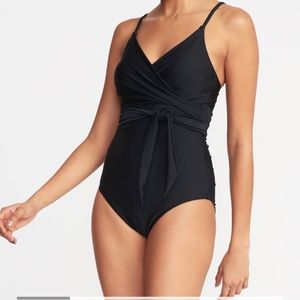 NWT Old Navy Black Wrap One-Piece Swimsuit (Small)